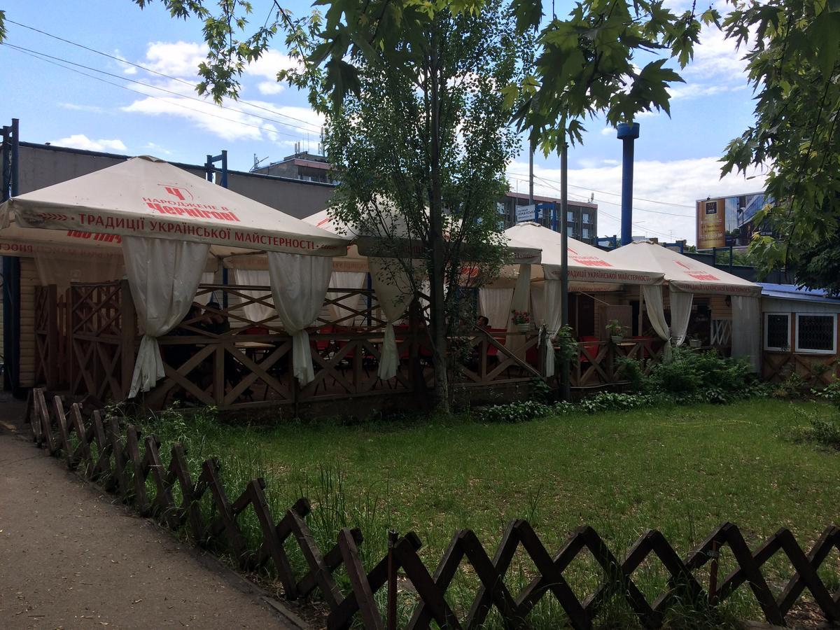 Apartments Печерск 基輔 外观 照片